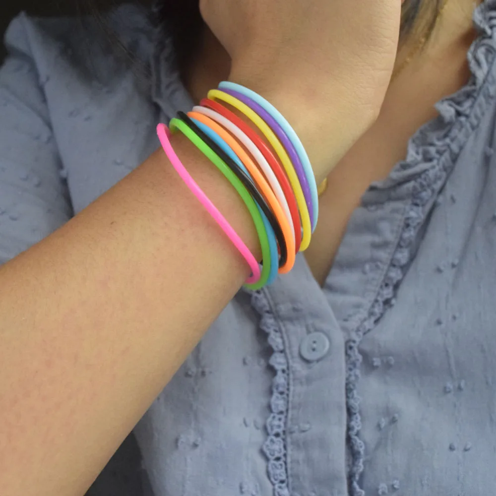 Retro Thin Soft Silicone Rubber En Stretch Jelly Party Gift Assorted Soft Hair Tie or Hand Wristband Bangle Bracelet Jewelry