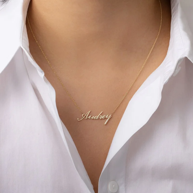 Wholesale Custom Logo Letter Name Necklace 18k Gold Plated Stainless