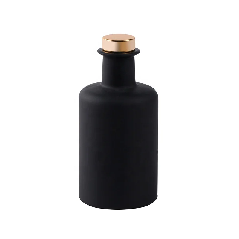Matte Black Custom Colored Empty Wholesale  250ml Glass Diffuser Bottles with Cork