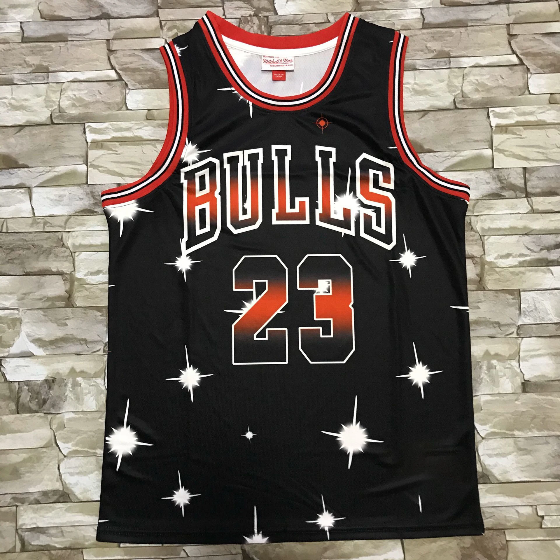 Wholesale Cheap Hardwood Classics Chicago Bulls La Lakers Bucks Swingman  Basketball Jerseys - China Chicago Bulls Basketball Jerseys and Le-Bron  James Nb-a Basketball Jerseys price