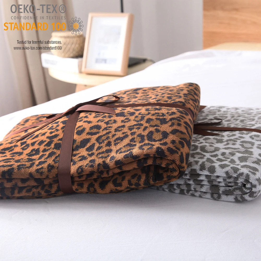 Bw Oeko-tex Soft Knitted 100% Cotton Jacquard Crochet Throw Knitted Baby  Adult Grey Mocha Leopard Blanket with Home Decoration