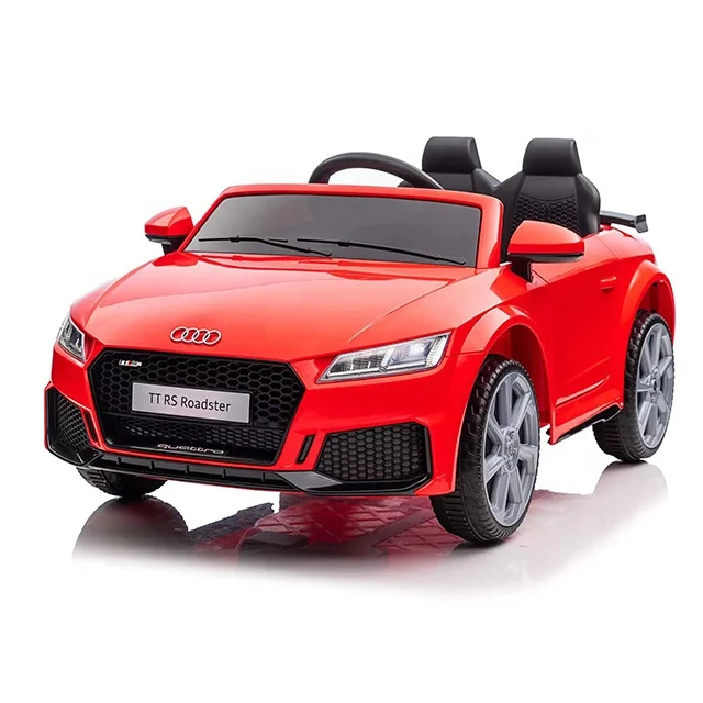ライセンス取得済みのアウディTTRS子供用電動乗用玩具、リモコン付き