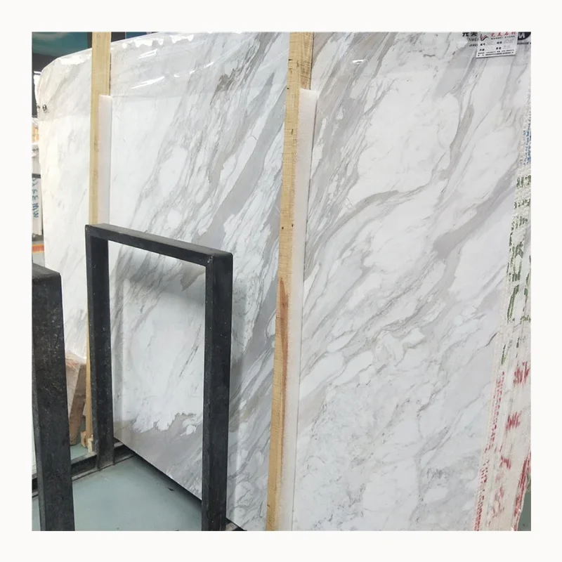 Placă de marmură albă Volakas din Grecia, cu fibră transversală