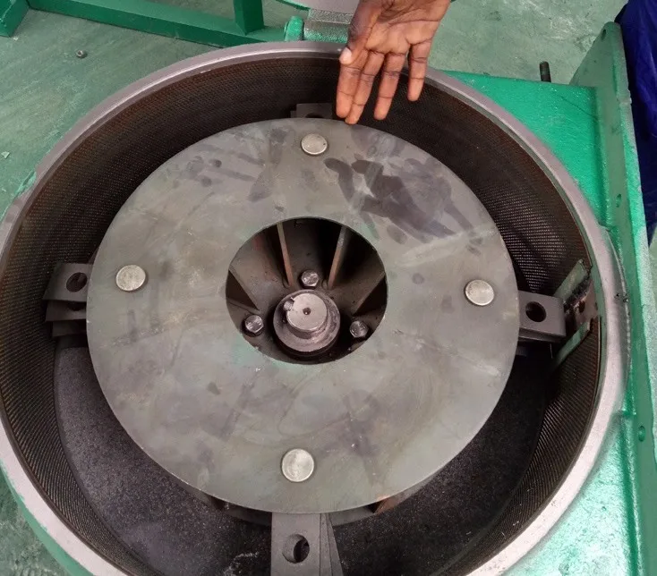 Household Vertical Feed Mixer 500kg 1000kg Feed Mixer Machine Poultry