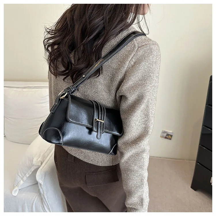 Women's Fashion Autumn Waterproof PU Leather Shoulder Bag with Letter Pattern for Daily Use