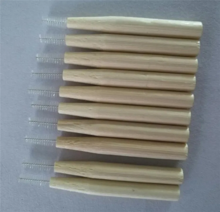 Зубная щетка, межзубная щетка, зубочистка с щеткой