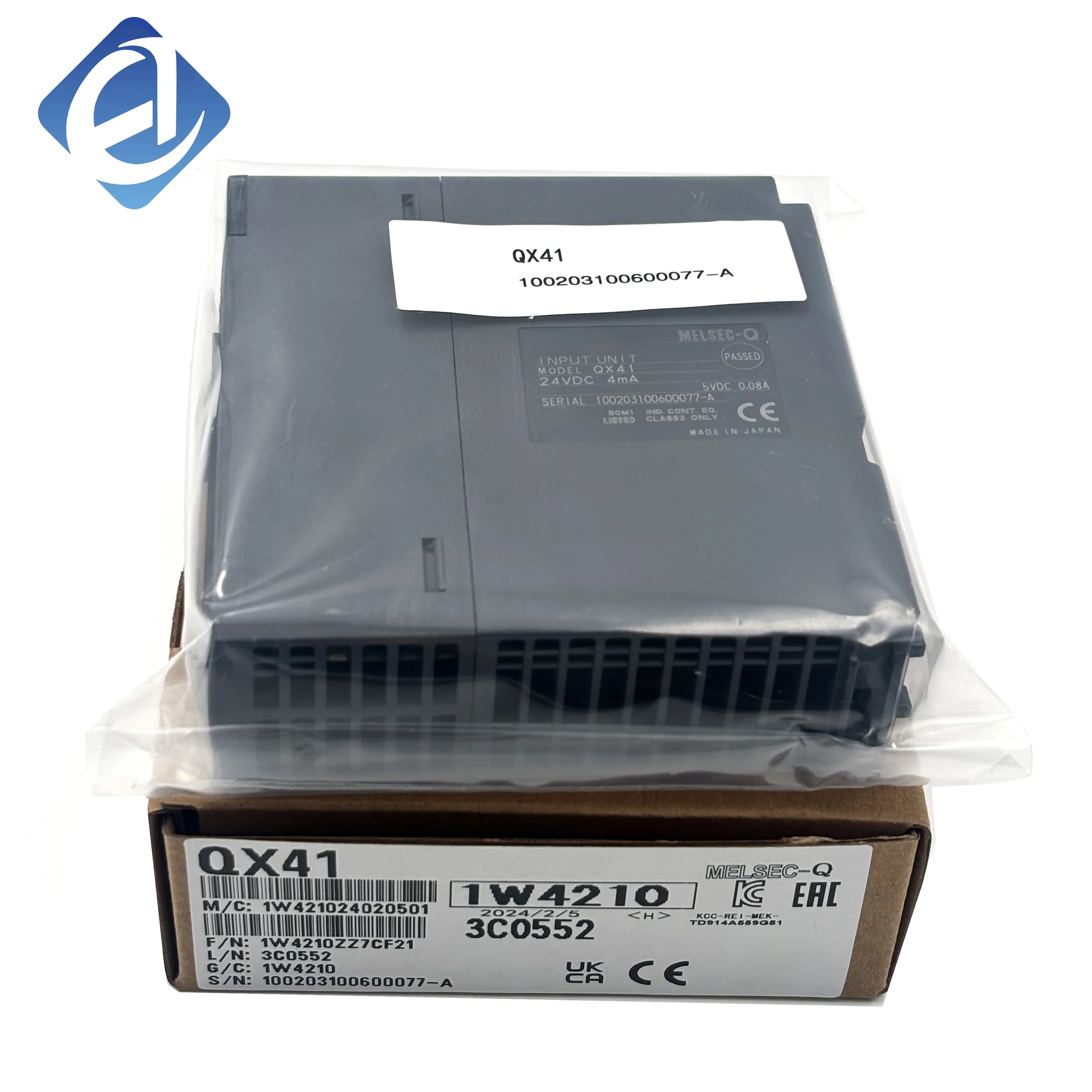 Új, eredeti QX41-S1 MELSEC-Q sorozatú, nagysebességű digitális bemeneti modul. 32-pontos egyenáramú 24 V-os bemenettel, gyors válaszidővel és kiváló zajállósággal rendelkezik. A stabil jelgyűjtés érdekében galvanikusan elkülönített áramkör-tervezést alkalmaz.