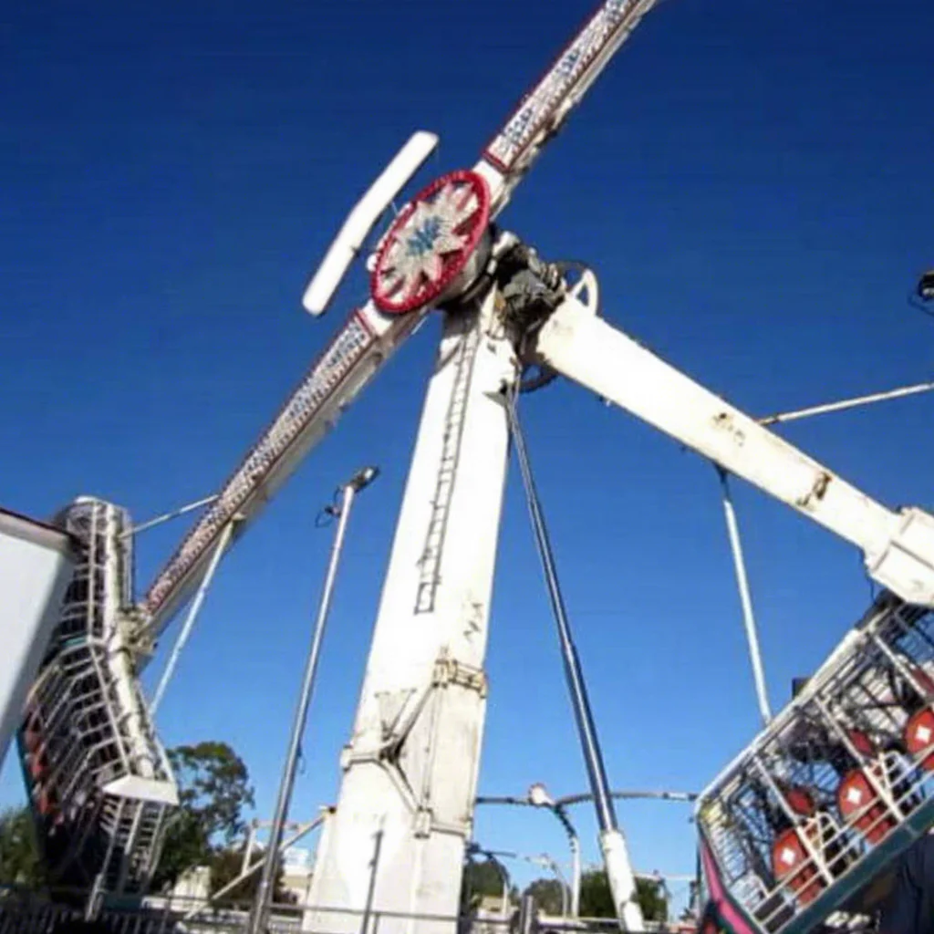 The Kamikaze Ride - Twin Twister Fun Fair Carnival Attractions