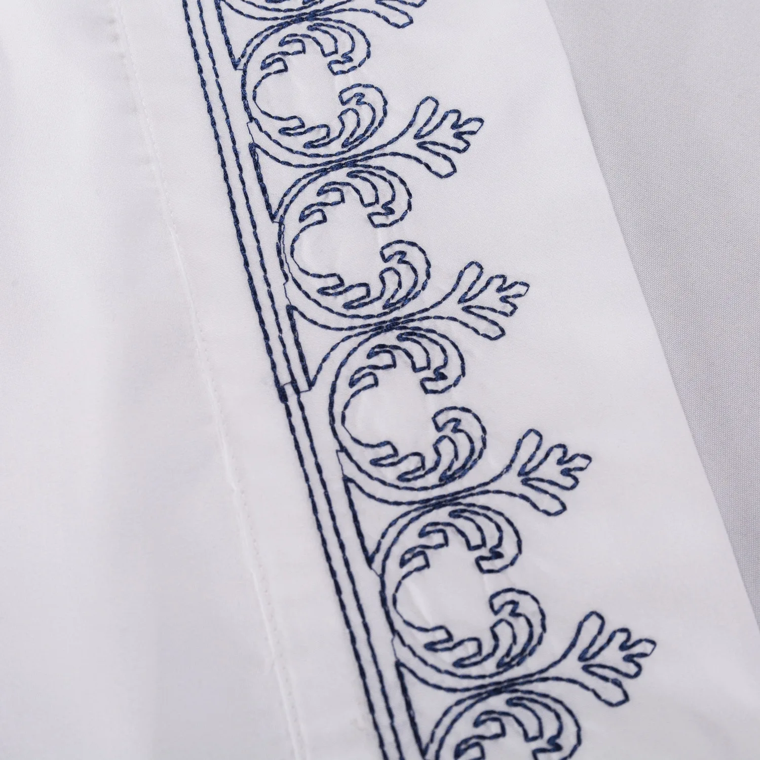 Wholesale Super Soft Hotel White Microfiber embroidery Sheet Set factory