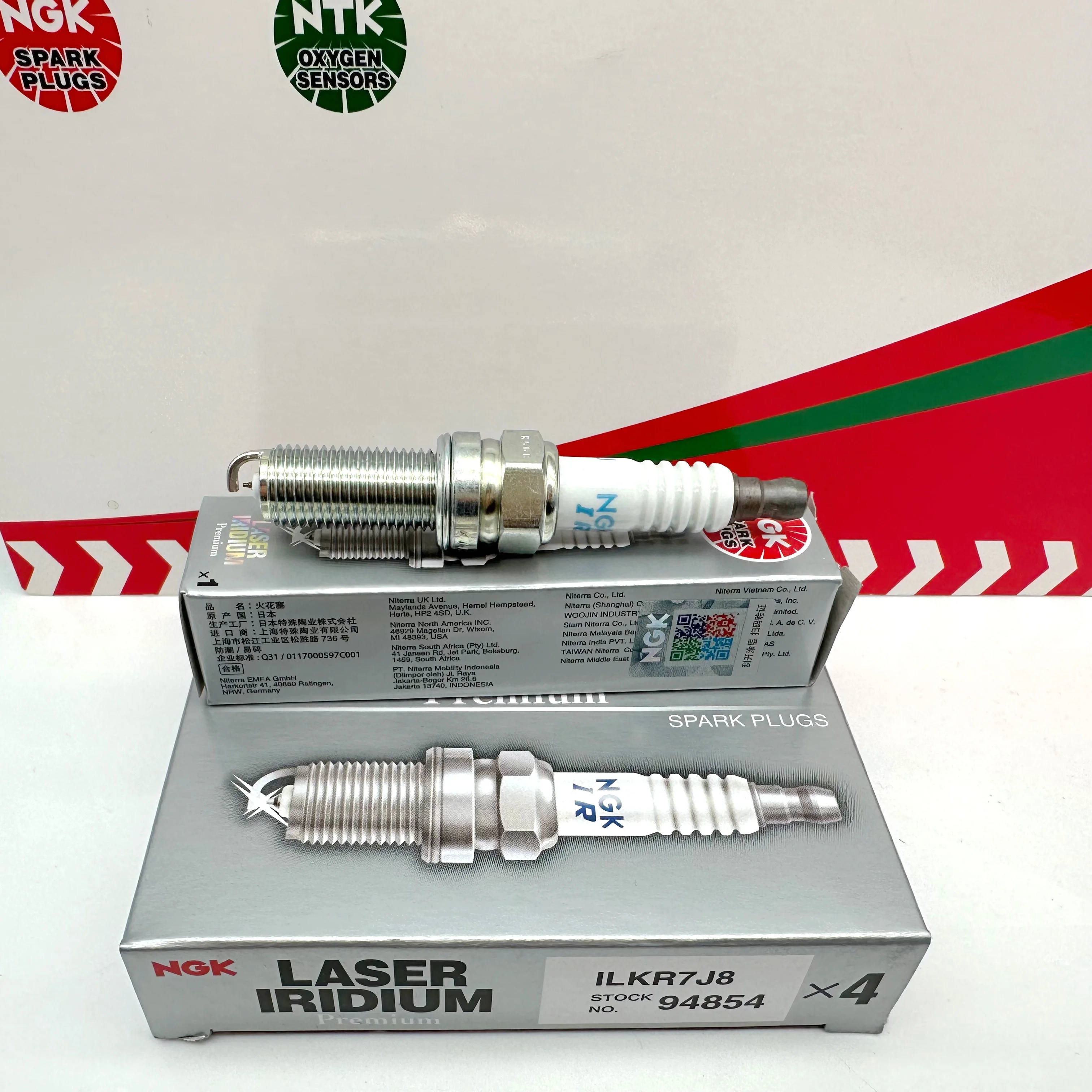 Original NGK ILKR7J8/94854 Spark Plug for AACHEN SCHNITZER X6 E71