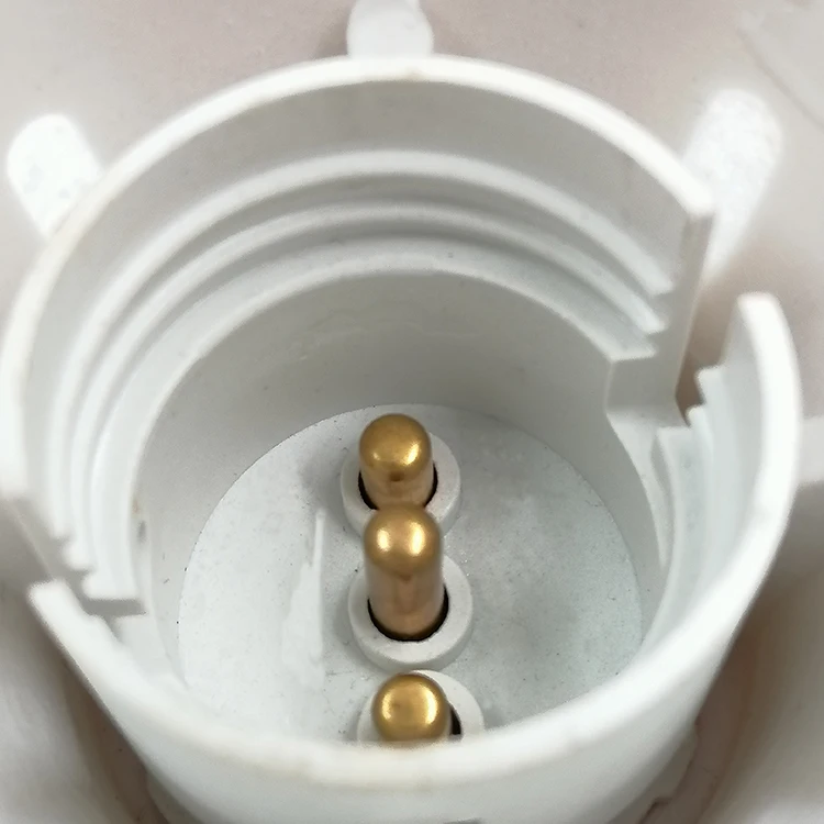 Yiwu Factory Direct Sales -pin Type Wall Lampholder Bulb Base Lamp Holder