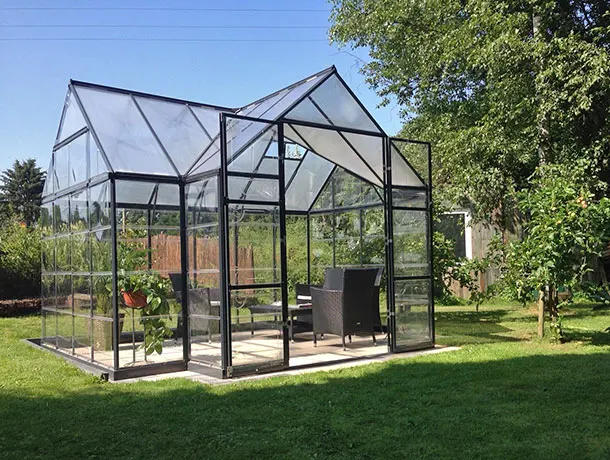 Blackout Greenhouse