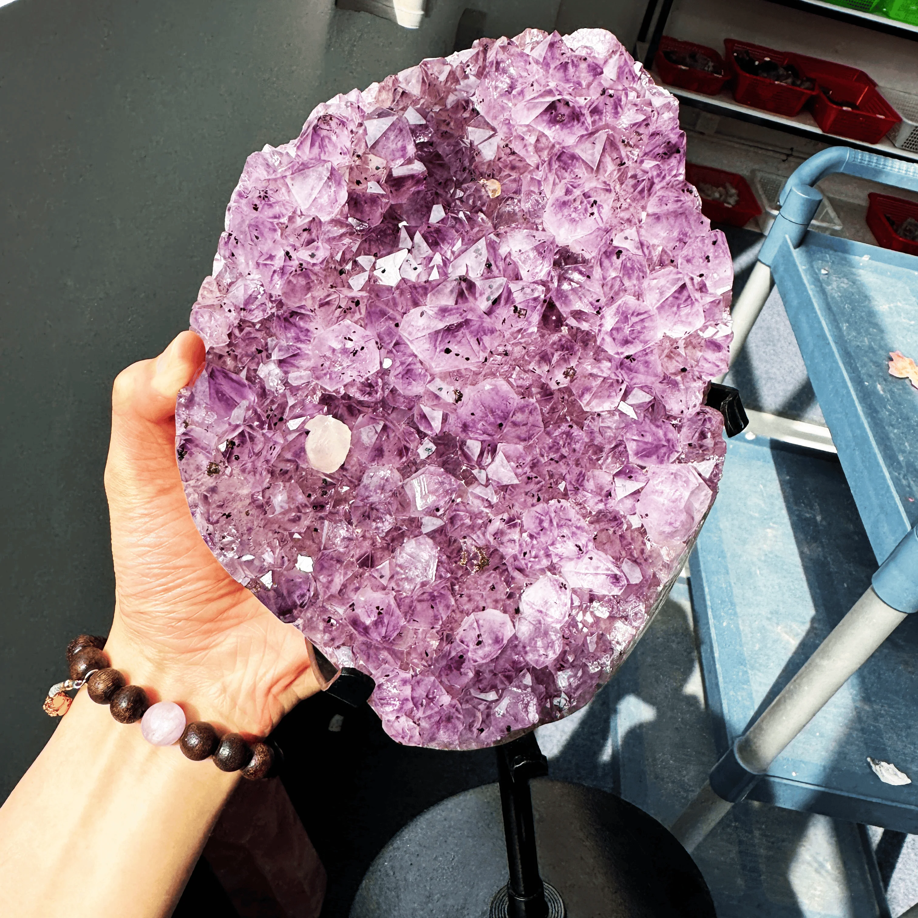 Wholesale Natural Quartz Crystal Stone Uruguay Amethyst Cluster Raw Amethyst Geode Stone for Crafts and Decoration