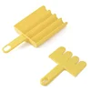 Cuatro filas de amarillo.