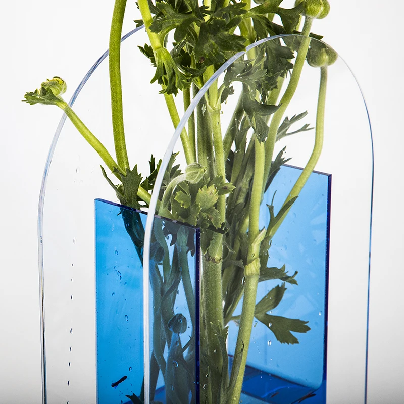 Acrylic vase (26).jpg