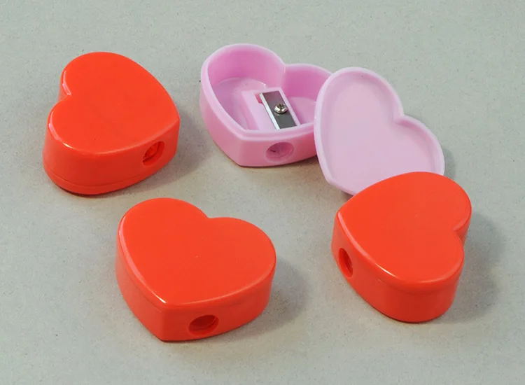 Ручная портативная точилка для карандашей в форме сердца