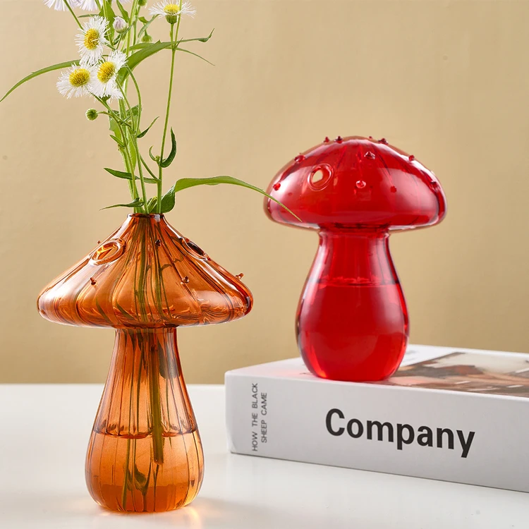 Customized Painted Color Different Shape Glass Mushroom Single Flower Bud Table Vase