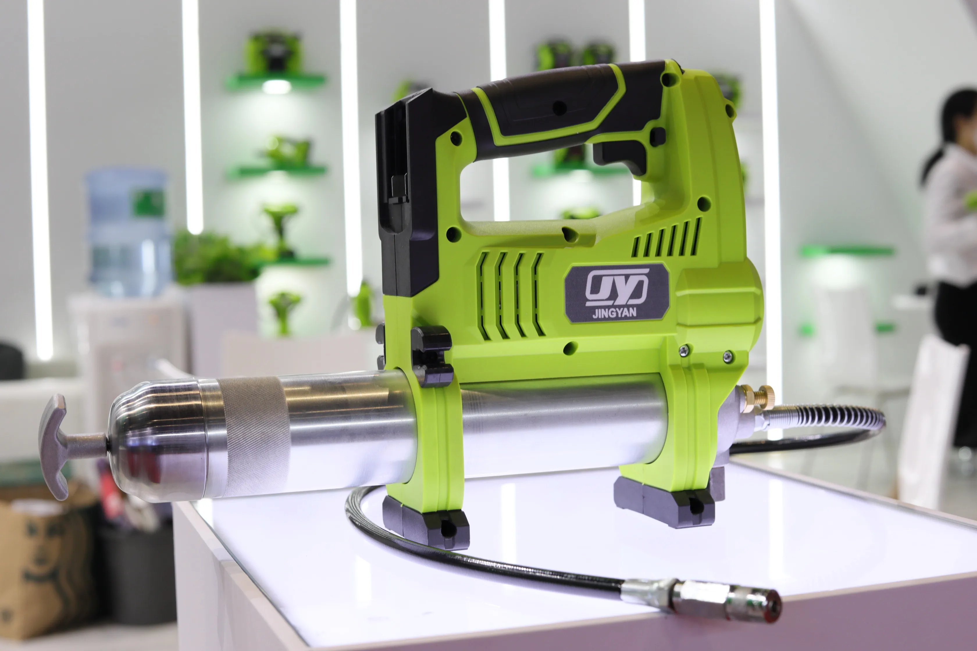 18v battery electric grease gun max 9000psi cordless grease gun bulk