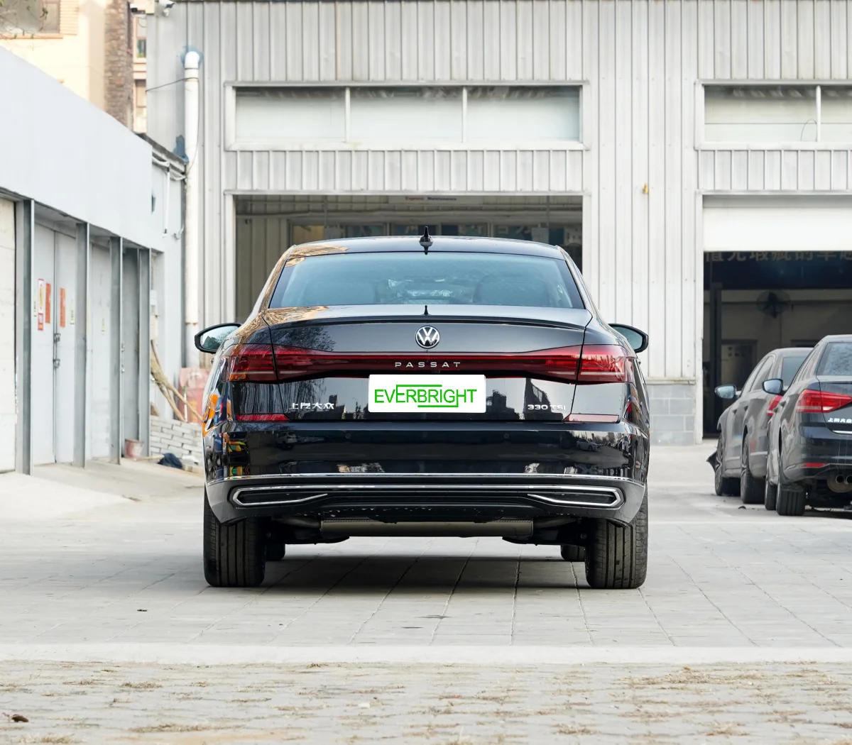 Volkswagen passat 330 tsi luxury. 330 TSI.