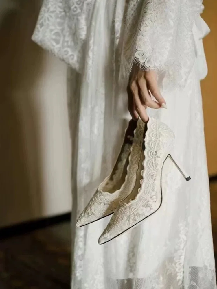 Ladies Bride Shoe Pointed Toe Stiletto Wedding Shoes Set White Lace Embroidery 6 Cm Heel Wedding Shoes For Bride - Image 6