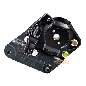 1016007957 Car Spare Parts Auto Parts Engine 4G24 Car Right Engine Bracket /Mounting for Geely EC8