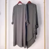 Gris oscuro