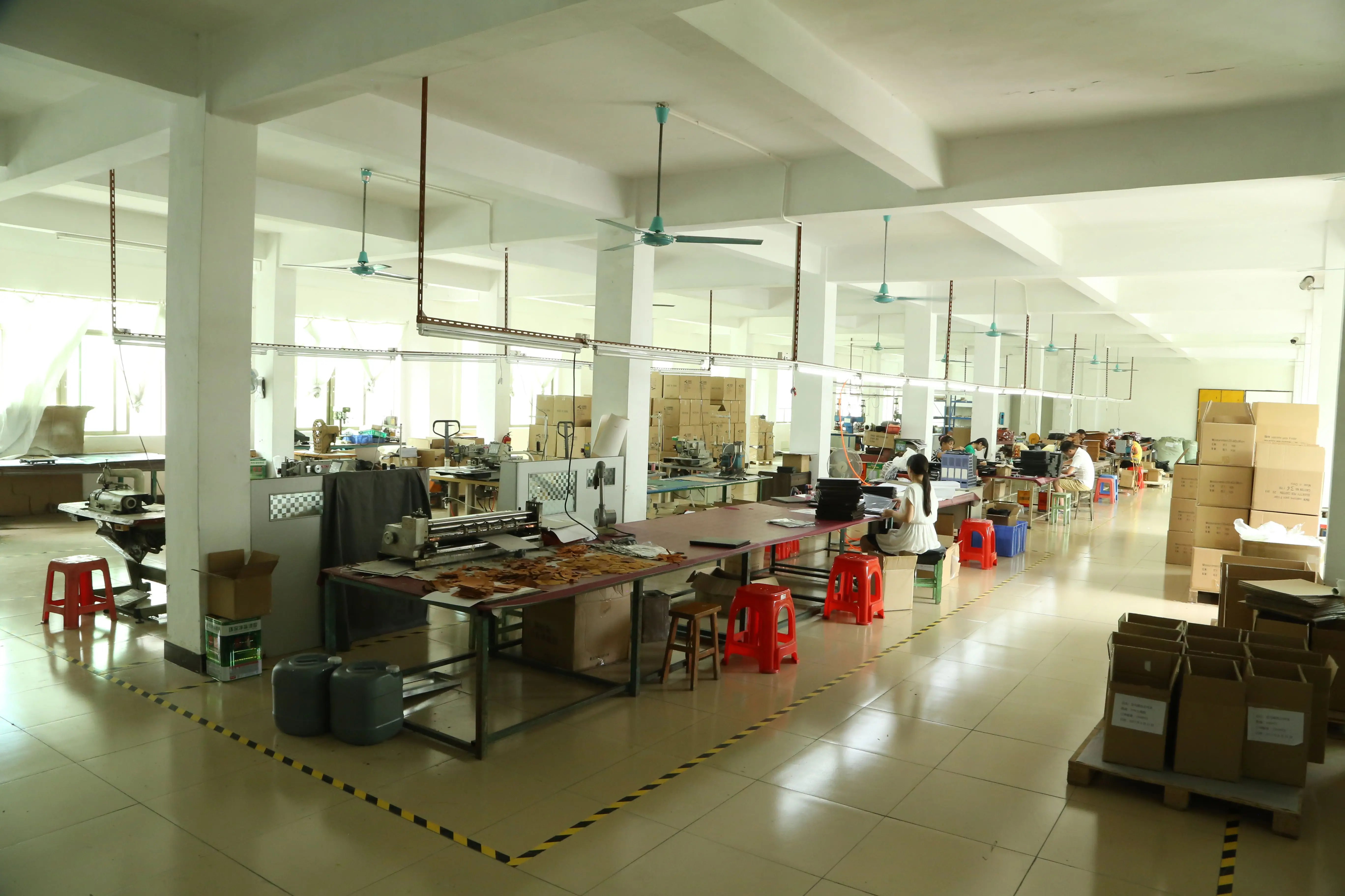 Dongguan Qishi Saidebao Leather Goods Produce Factory 3