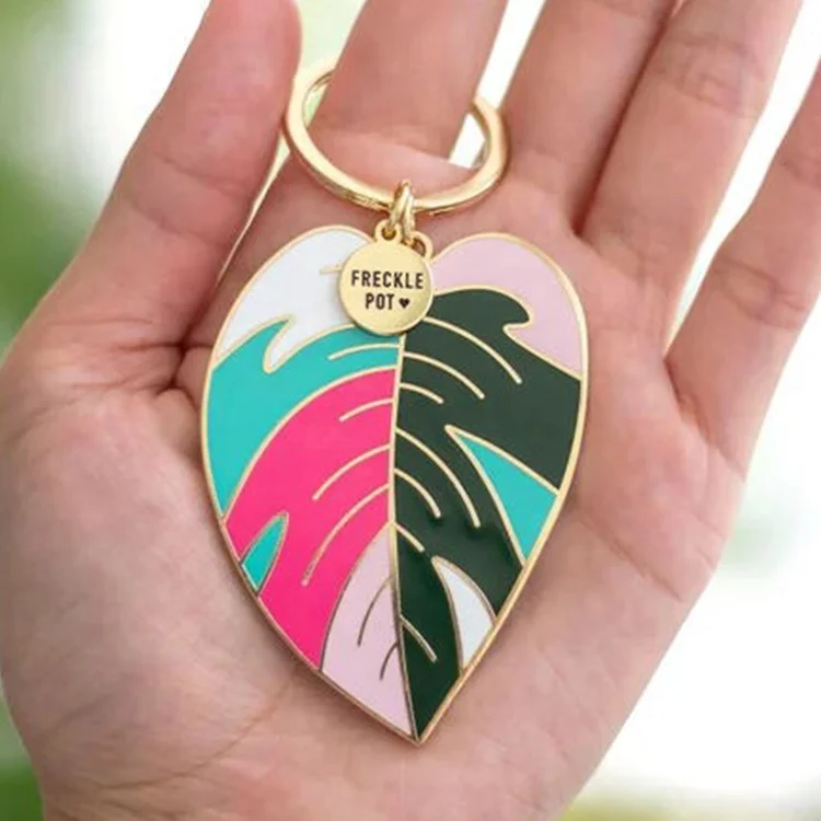 2024 New Free Mold Custom Gold Monstera Leaf Keychain supplier