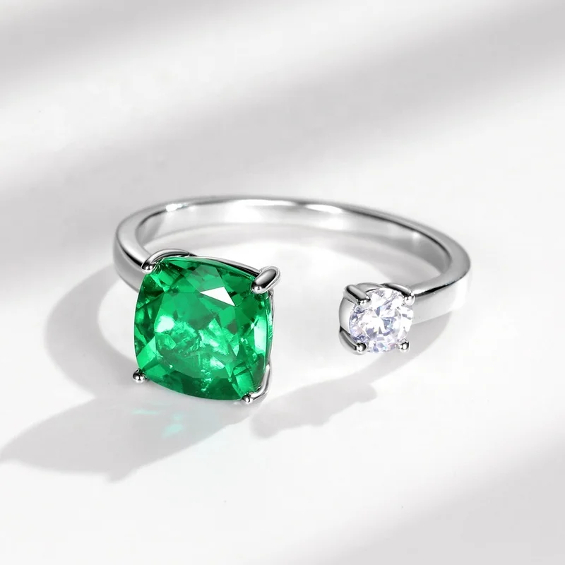 High Quality 925 Sterling Silver Green Gemstone Adjustable Ring