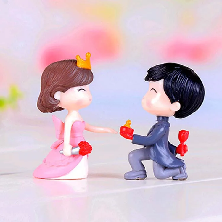 Cute couple doll Wallpapers Download | MobCup