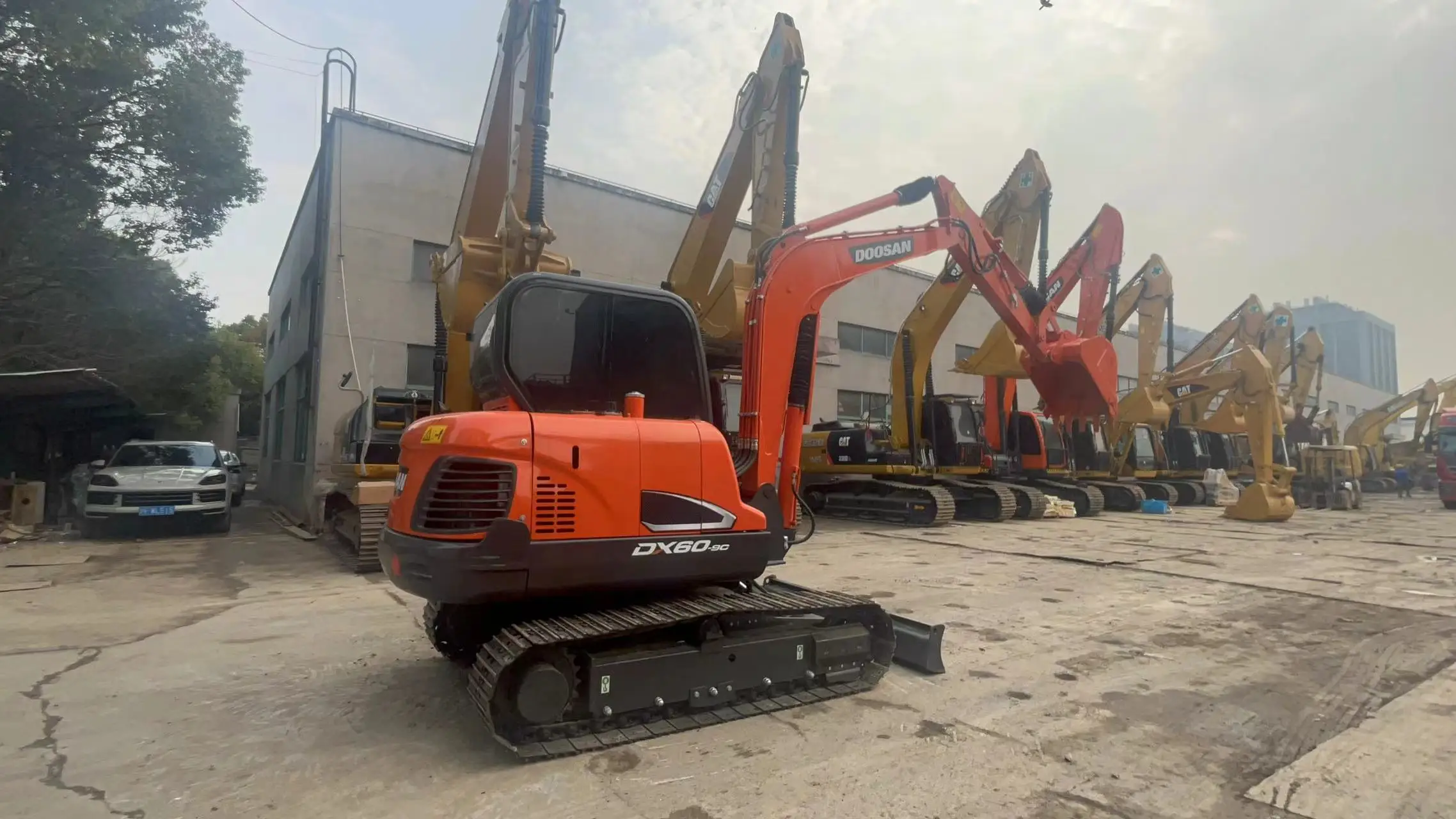 6 Ton Mini Used Doosan Dx60 Excavator Doosan Dx 60 Hydraulic Crawler ...