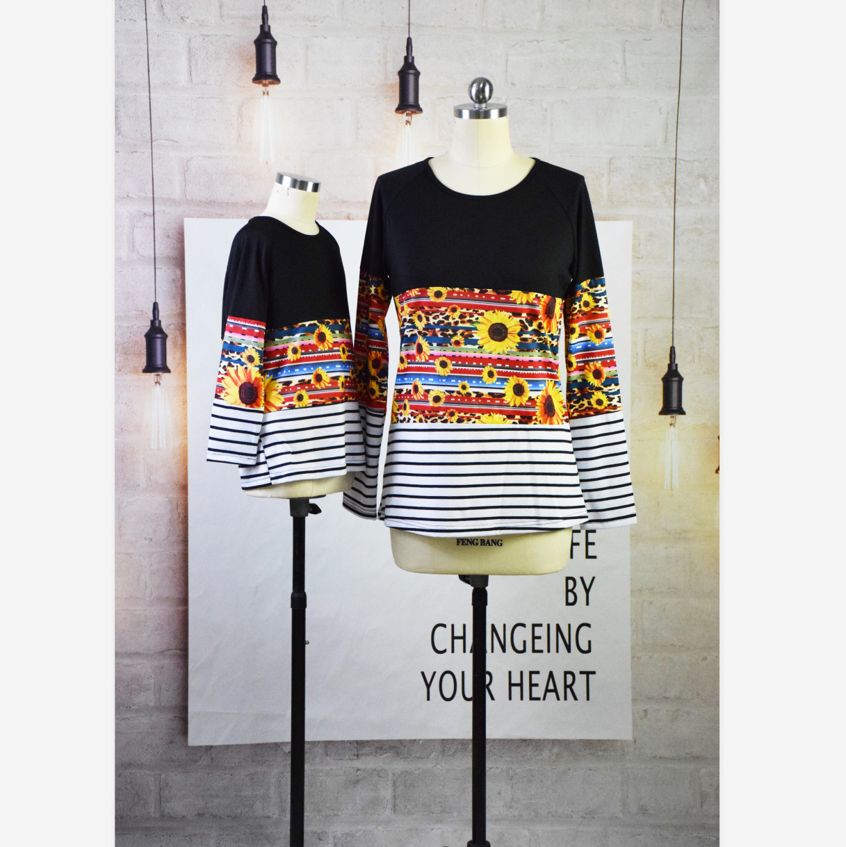 
 MM-090 Новая мода в черной и белой расцветке, в наличии; Платье в полоску и желтого цвета с принтом «Подсолнух», футболки с длинным рукавом Bobo choses для «mommy and me», снижение цен, модная одежда  