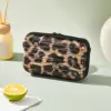 Organizador de maquillaje con estampado de leopardo