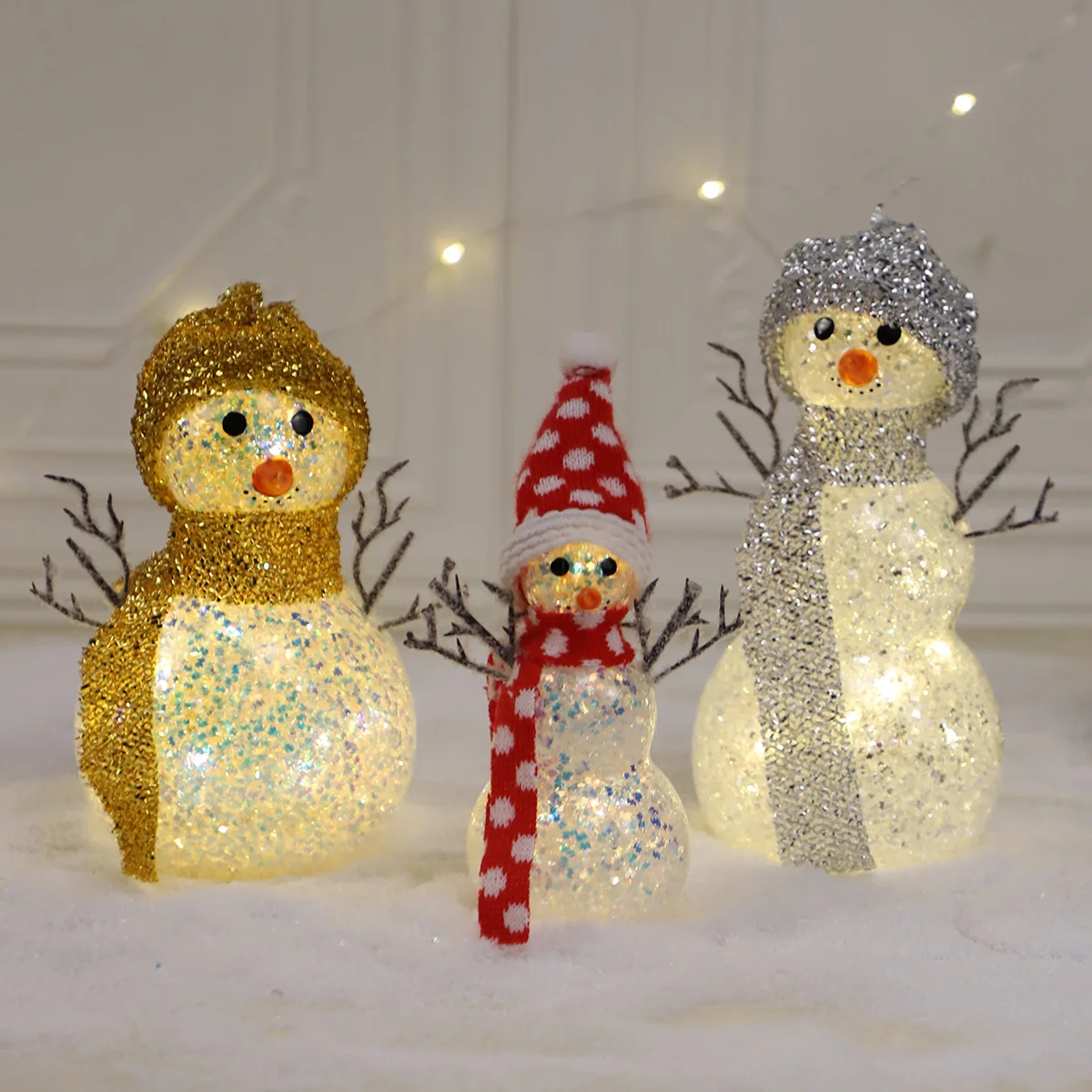 Blown Up Lighted Glass Snowman Christmas Decorative Indoor Winter Decorations for Living Room Table Decor Light Up Ornament manufacture