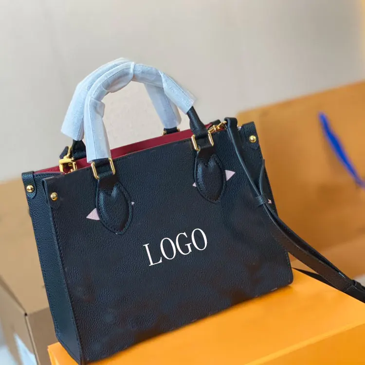 TODOS los bolsos que serán tendencia en primavera-verano 2022 | Vogue España
