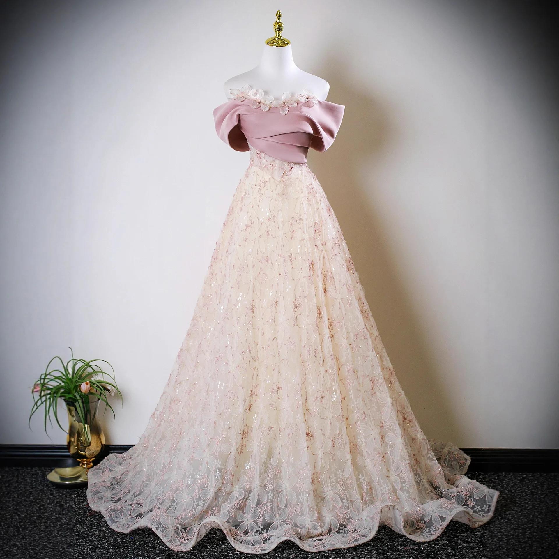 cocktail mini dress long sleeve Amalfi Green Lace Up - US 4 Size:YSM - 6 Sparkly evening dress Make a bold statement Ball Gown 18th Birthday