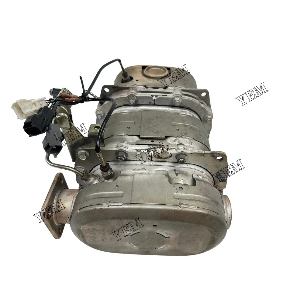 Muffler 1J585-18151 Fit for Kubota V3800 Engine 5