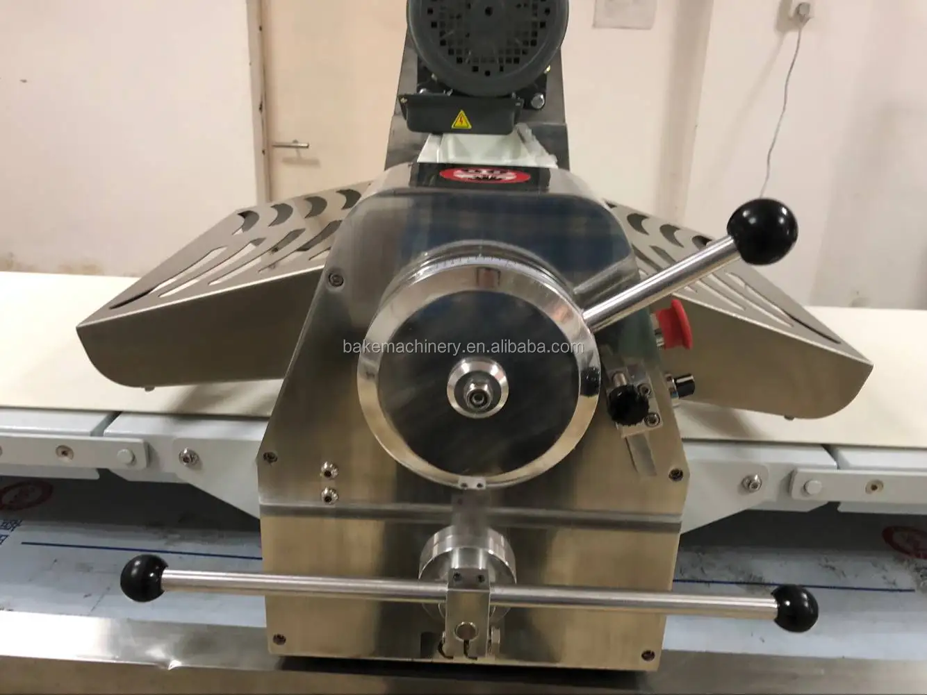 
 Автоматический настольный Реверсивный измельчитель теста для хлебобулочных Круассанов  