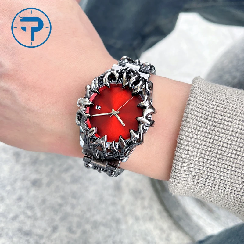 OEM Custom Y2K Claw Shape Quartz Watch for Men - Sporty & Elegant