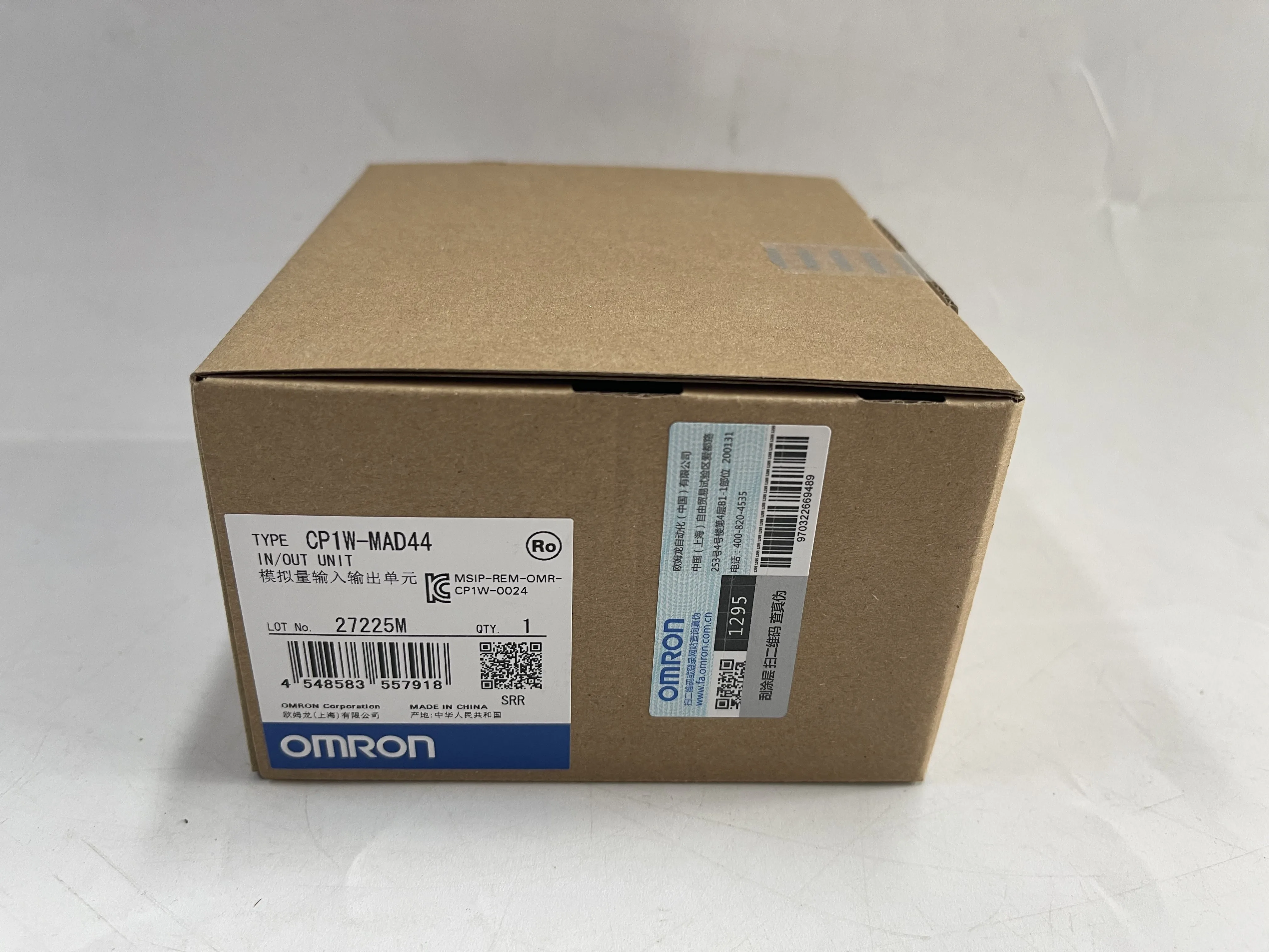 OMRON Analog I/O Unit CP1W-MAD44 OMRON Analog I/O Unit CP1W-MAD44