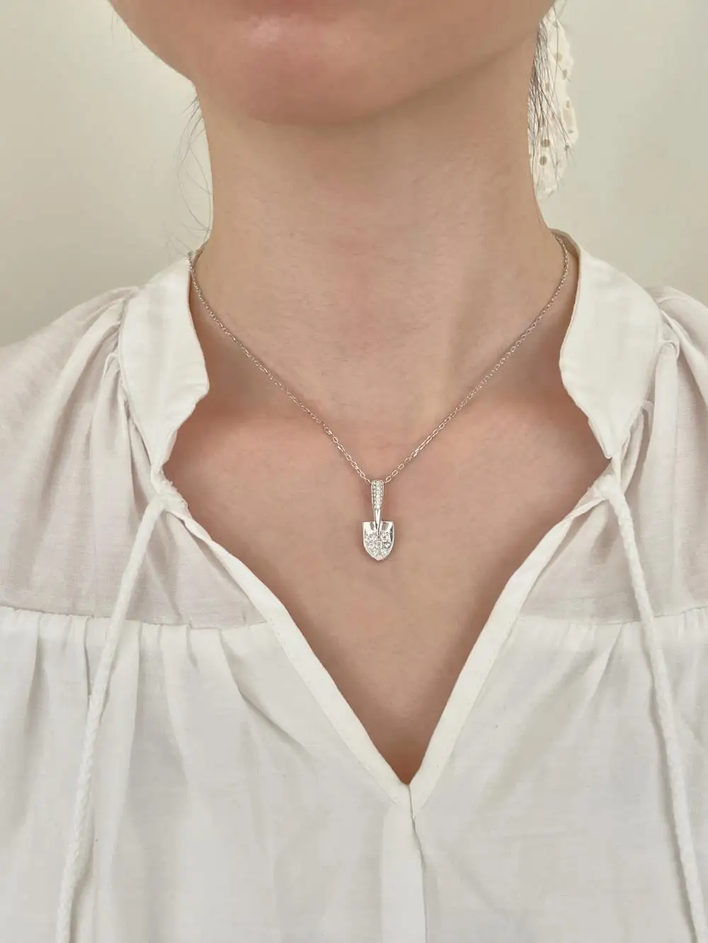 KAKODIY fashionable new gold-plated 925 sterling silver fine jewelry spade pendant necklace detail 5