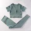 Blue short-sleeve trousers
