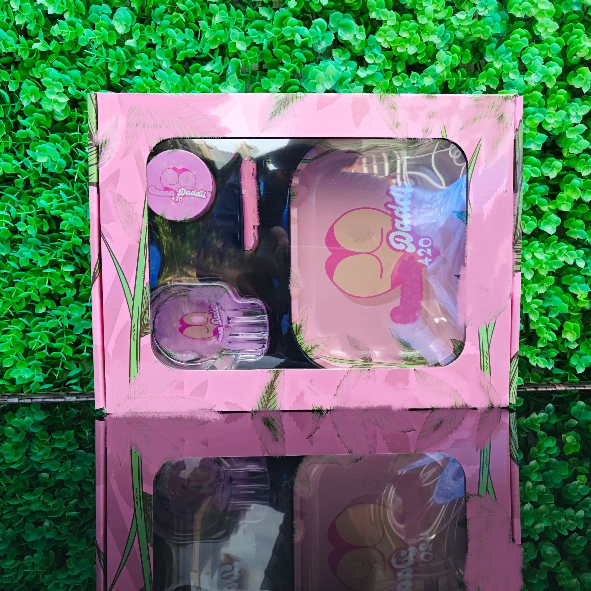 Pink Smoking Accessories 4 In 1 Ashtray Rolling Tray Smoke Set Kit For