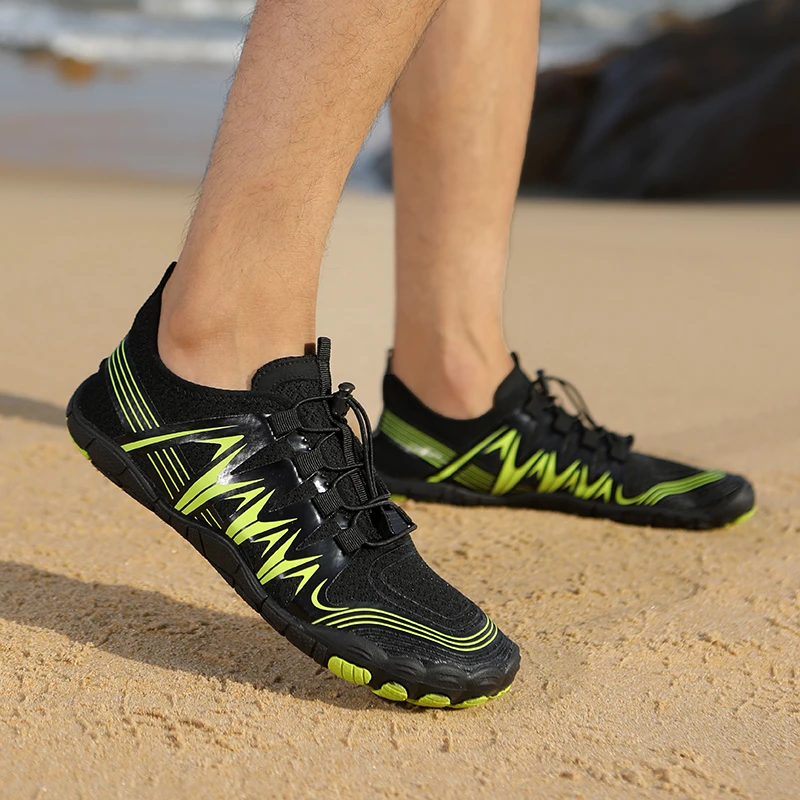 Breathable Five Fingers Water Shoes for Men, Custom ODM Available