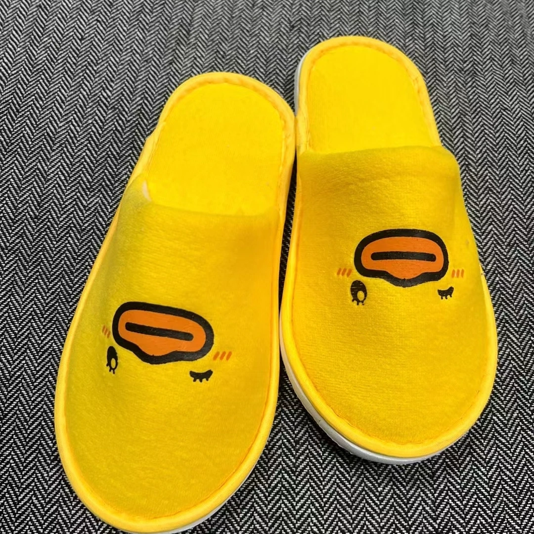 Индивидуальная ванная комната спа гостевой номер роскошный коралловый велюр черный белый отель тапочки с логотипом оптовая продажа Одноразовые гостиничные