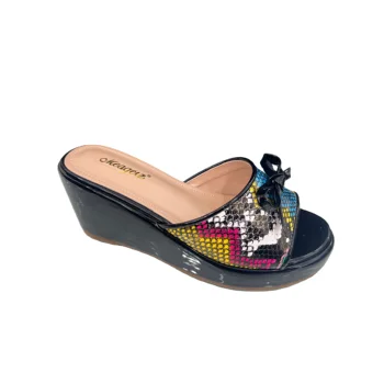 Best Selling Wholesale Outdoor Comfy Casual Ladies Shoes with Colorful Snakeskin