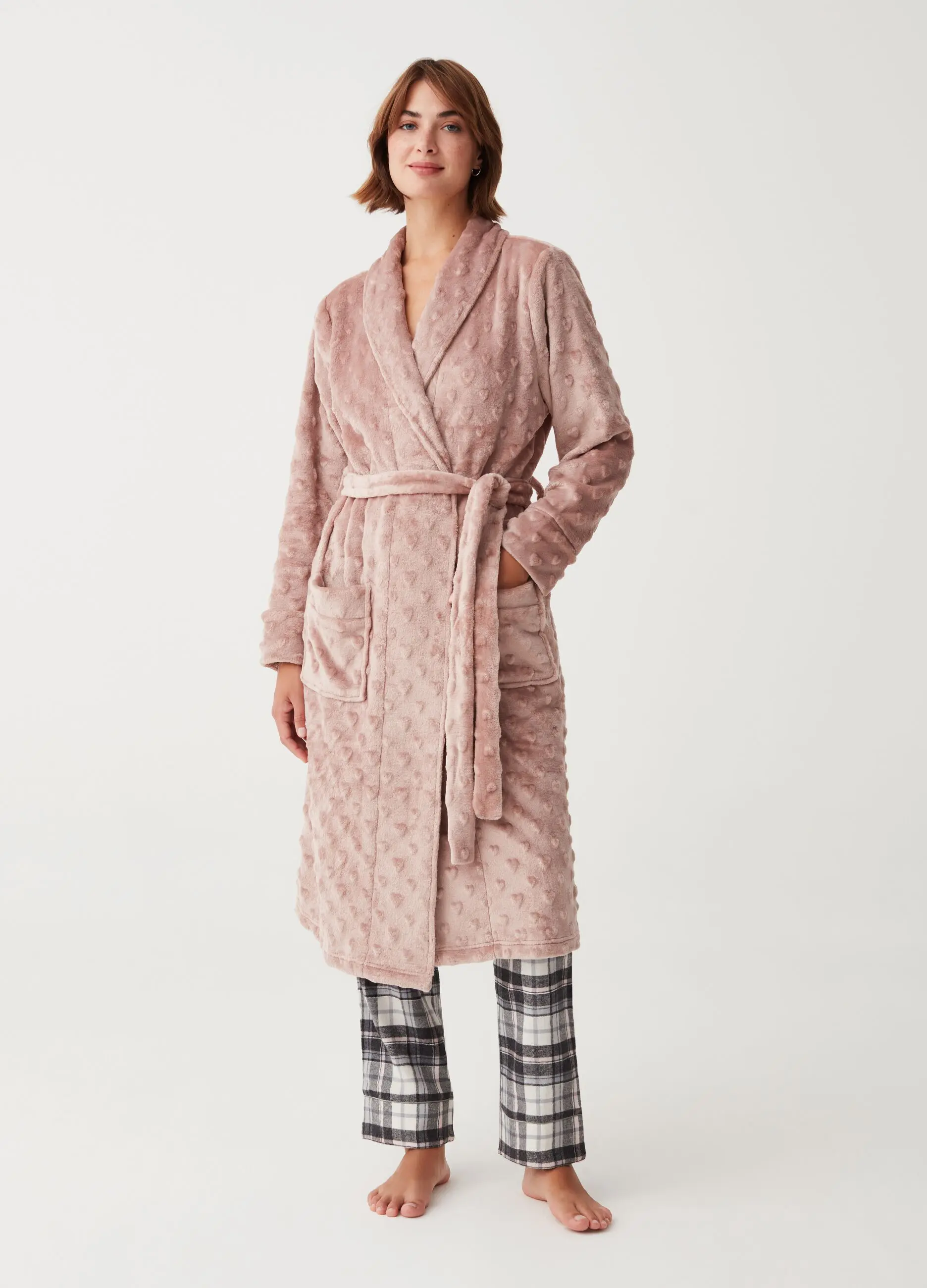 Factory Wholesale Luxury Adult Bathrobe Super Soft ODM Polyester Fleece  Sleepwear Personalized Dressing Gown Thick Comfortable