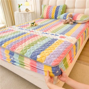 High Quality Quilted Rainbow Patterns Printed Brushed Mattress Protectors Fixed Bed Covers Bed Protection Fitted Sheet