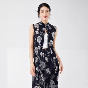 2025 Summer New Women's High Quality Vest Retro Chinese Style Casual Pleated Stand-Up Collar With Buckle Print