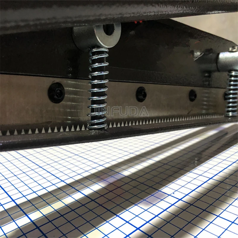 Manual Textile Sample Cutting Machine Zigzag Cutter Fabric Cutter